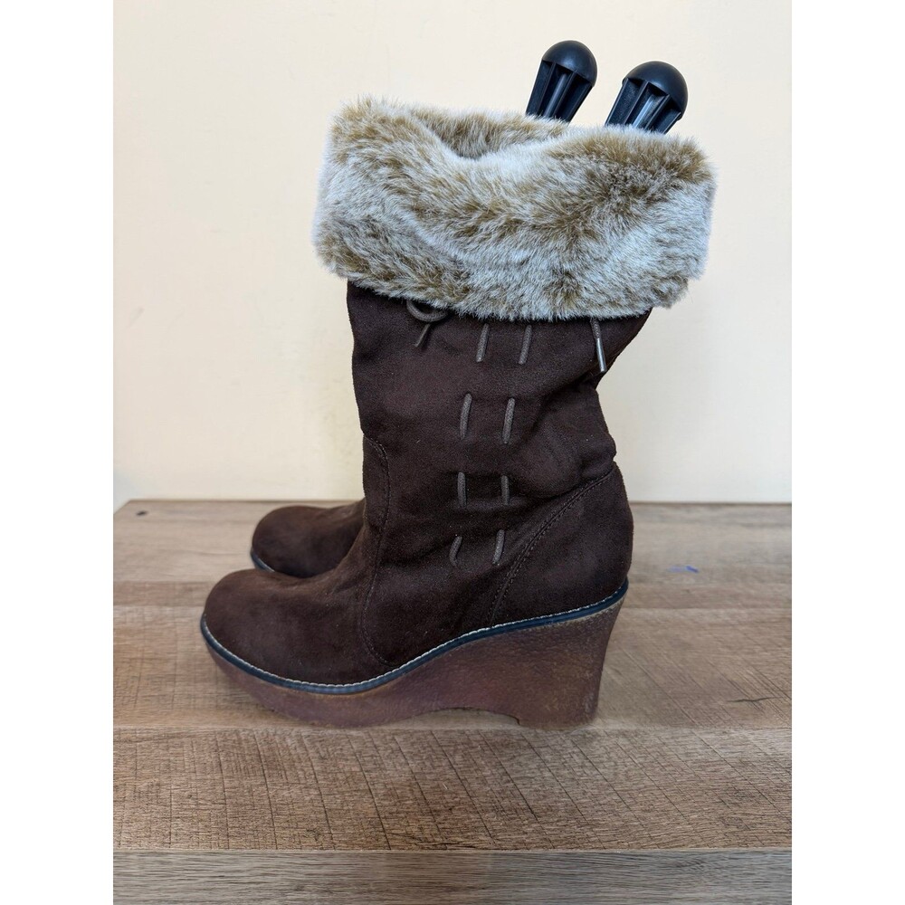 vintage Y2K Lower East Side brown faux-suede wedge boots size 7.5 shoes
